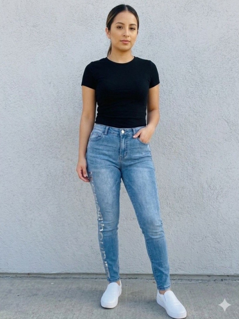Bebe Blue Women's Skinny Jeans by Inc International Concepts. Size 29